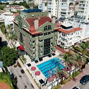 3* Hotel Lara Park